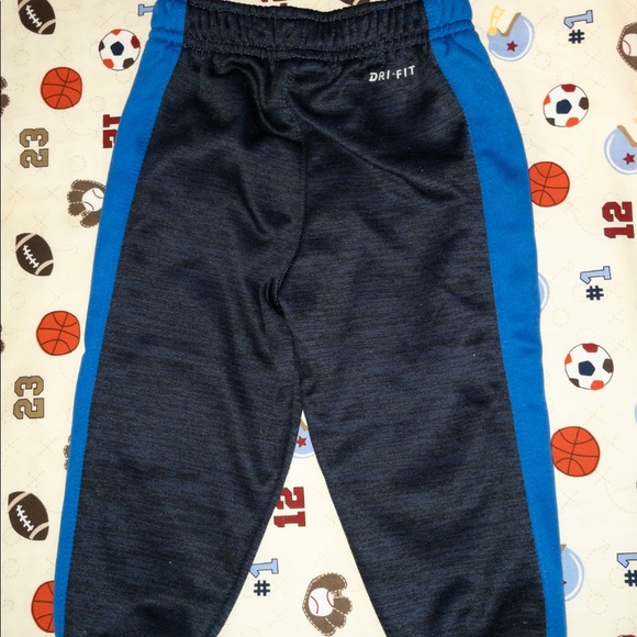 Nike Dri-Fit Newborn Set - Picture 2 of 6
